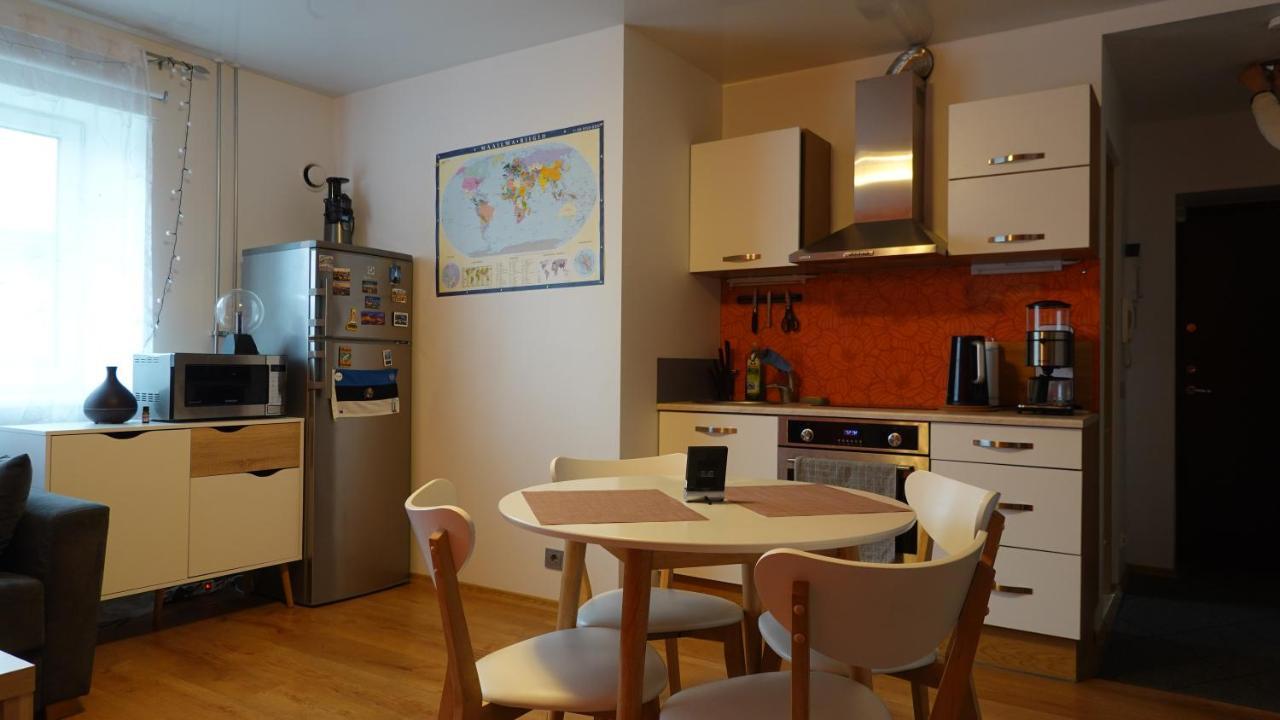 Cozy Telliskivi Apartment Near City Centre Talin Exterior foto