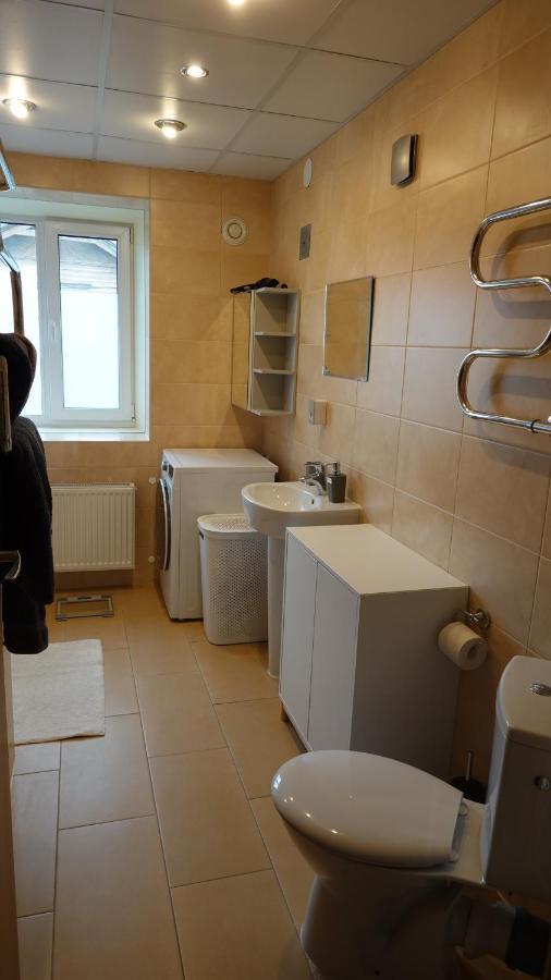 Cozy Telliskivi Apartment Near City Centre Talin Exterior foto