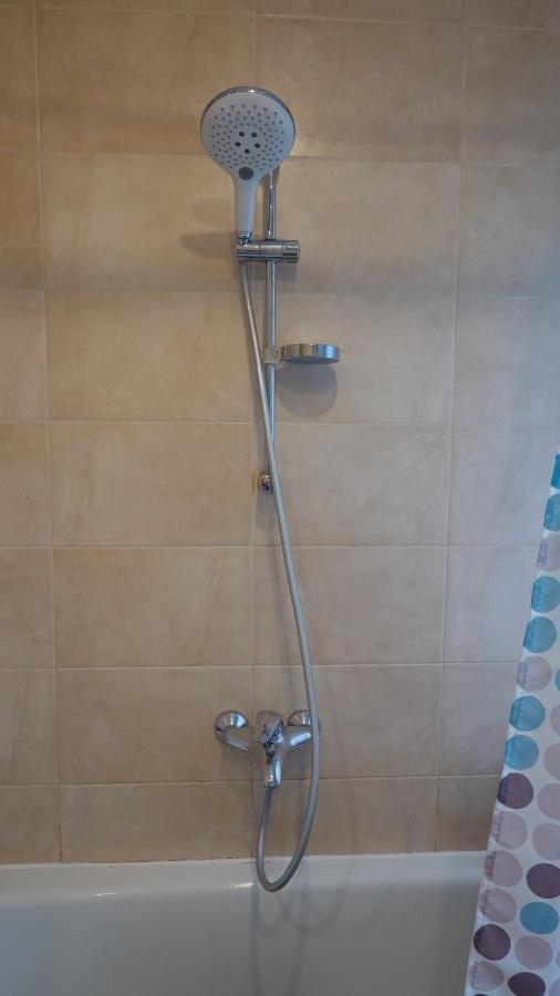Cozy Telliskivi Apartment Near City Centre Talin Exterior foto